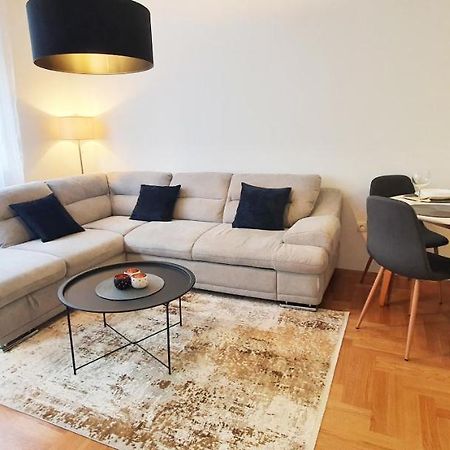 Atina Apartment Сараево Екстериор снимка